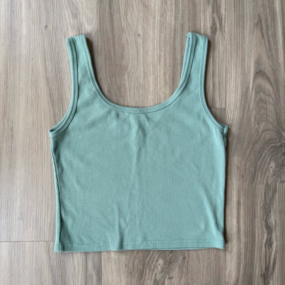 Mint Green Ribbed Tank Top - Picture 2 of 2
